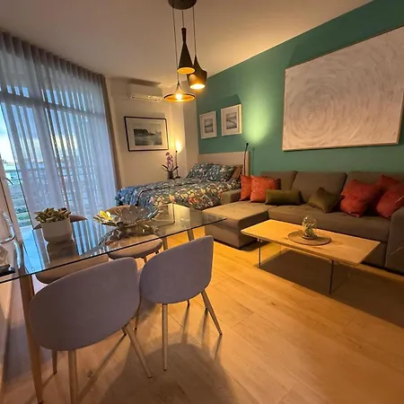 La Roca Sea View Luxury Elevator