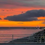 La Roca Sea View Luxury Elevator Апартаменти *